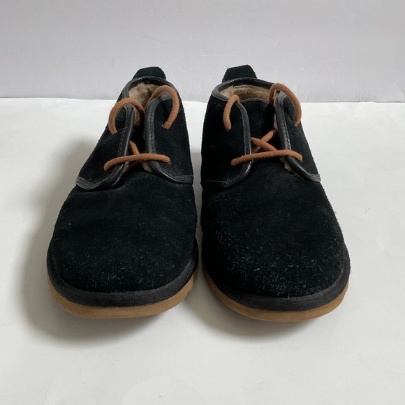 UGG Maksim Suede Lightweight Sherpa Lining Black Ankle  display picture 2